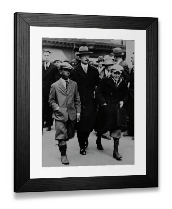 Framed Print : Smiling Killer