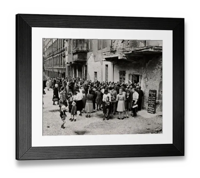 Framed Print : Berliners Queueing For Food Framed Print : Berliners Queueing For Food