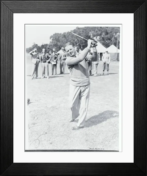 Framed Print : Jimmy Thompson Playing Golf Framed Print : Jimmy Thompson Playing Golf