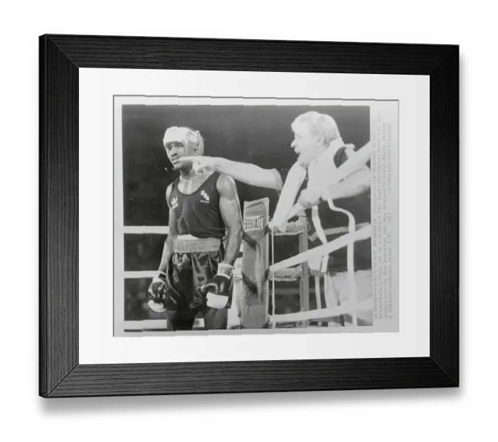 Framed Print : Evander Holyfield Being Disqualified Framed Print : Evander Holyfield Being Disqualified