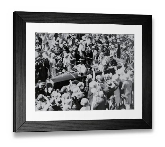 Framed Print : Crowds Surrounding Motorcade of Duke and Duchess of York Framed Print : Crowds Surrounding Motorcade of Duke and Duchess of York
