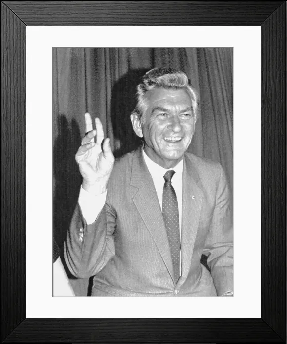 Framed Print : Australian Prime Minister Bob Hawke Framed Print : Australian Prime Minister Bob Hawke