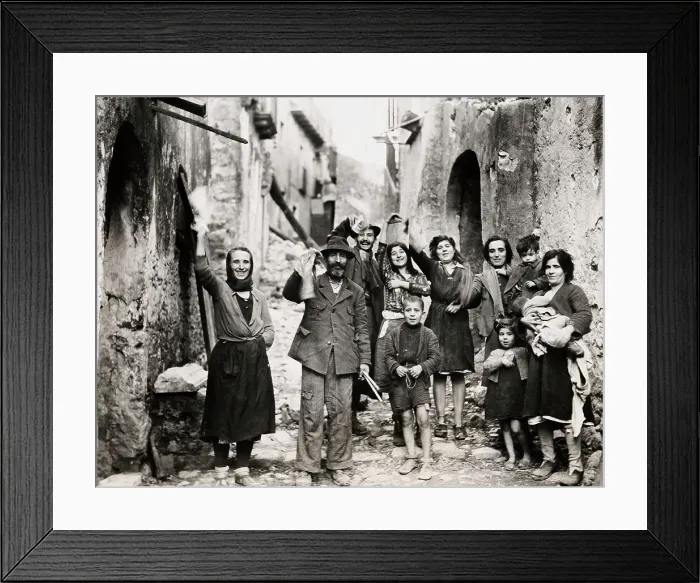 Framed Print : Italians Welcome US Troops