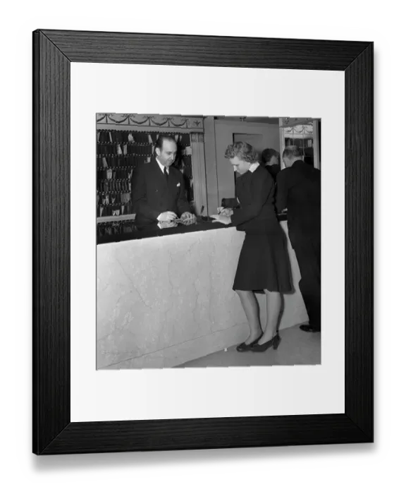 Framed Print : Anna Sklepovich Framed Print : Anna Sklepovich