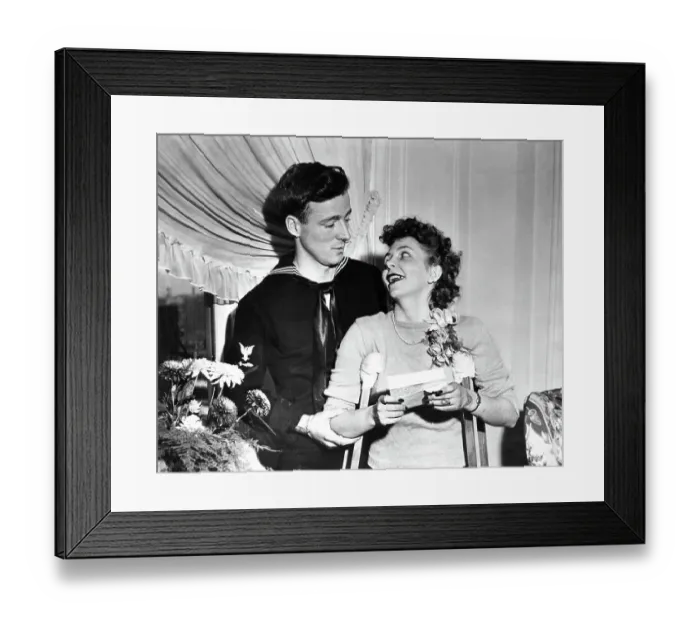 Framed Print : Betty Lou Oliver Resting at Home Framed Print : Betty Lou Oliver Resting at Home