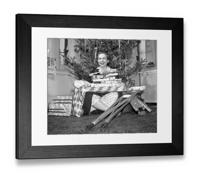Framed Print : Betty Lou Oliver Fell 80 Floors and Walked Again Framed Print : Betty Lou Oliver Fell 80 Floors and Walked Again