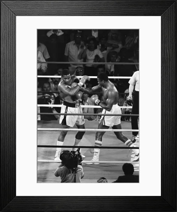 Framed Print : Larry Holmes v. Tim Witherspoon Framed Print : Larry Holmes v. Tim Witherspoon