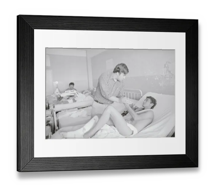 Framed Print : Bill Richardson Visiting Wounded Soldier Framed Print : Bill Richardson Visiting Wounded Soldier