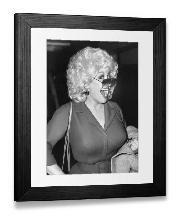 Framed Print : Dolly Parton Arrives In London Framed Print : Dolly Parton Arrives In London
