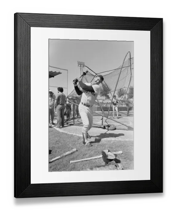 Framed Print : Carl Yastrzemski Practicing Framed Print : Carl Yastrzemski Practicing