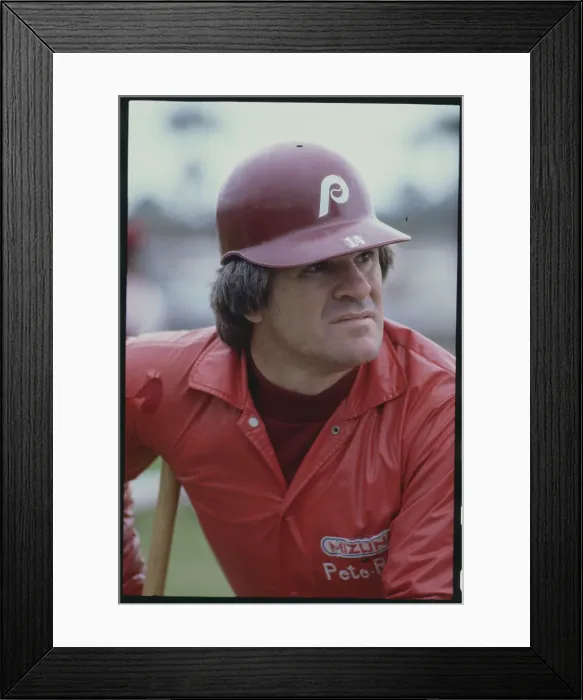 Framed Print : Pete Rose Sitting