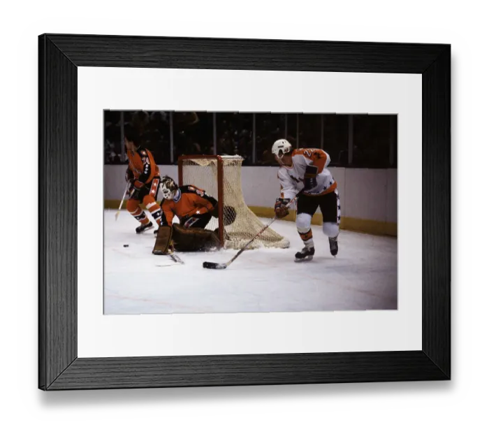 Framed Print : New York Islanders in Hockey Action Framed Print : New York Islanders in Hockey Action