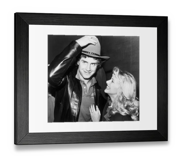 Framed Print : Dan Marino Celebrating Framed Print : Dan Marino Celebrating