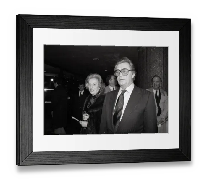 Framed Print : Robert Mitchum And Wife At Movie Premiere Framed Print : Robert Mitchum And Wife At Movie Premiere