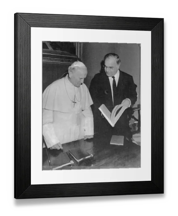 Framed Print : Helmut Kohl Showing a Book to Pope John Paul II Framed Print : Helmut Kohl Showing a Book to Pope John Paul II