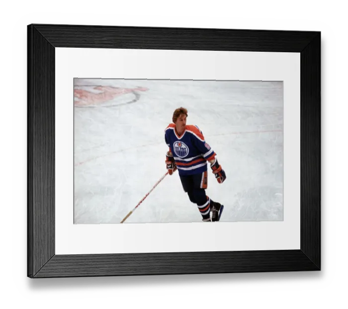Framed Print : Wayne Gretzky Skating Without Helmet Framed Print : Wayne Gretzky Skating Without Helmet