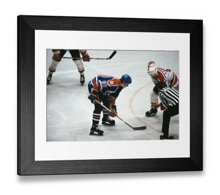 Framed Print : Wayne Gretzky at Face-Off During Hockey Game Framed Print : Wayne Gretzky at Face-Off During Hockey Game