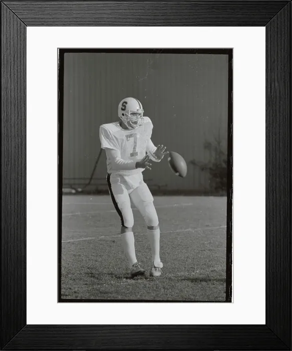 Framed Print : John Elway Catching Football Framed Print : John Elway Catching Football