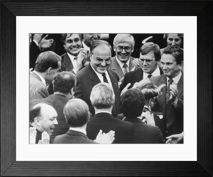 Framed Print : People Congratulating Helmut Kohl Framed Print : People Congratulating Helmut Kohl