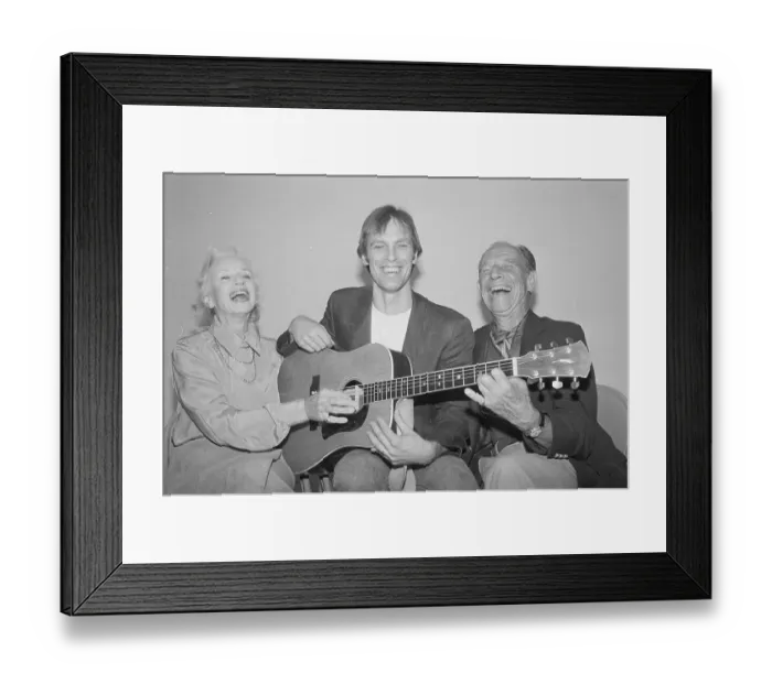Framed Print : Hume Cronyn, Jessica Tandy, and Keith Carradine Framed Print : Hume Cronyn, Jessica Tandy, and Keith Carradine