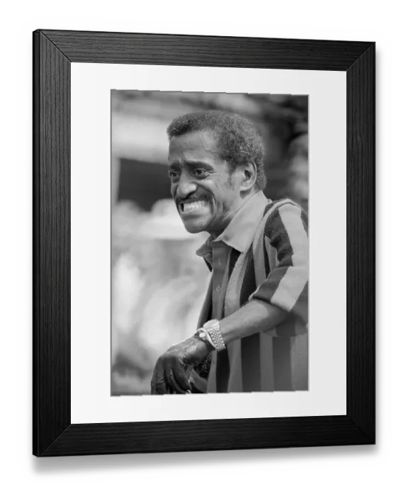 Framed Print : Sammy Davis Jr Framed Print : Sammy Davis Jr