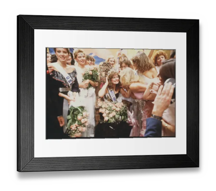 Framed Print : Miss Universe Sitting on Throne Framed Print : Miss Universe Sitting on Throne