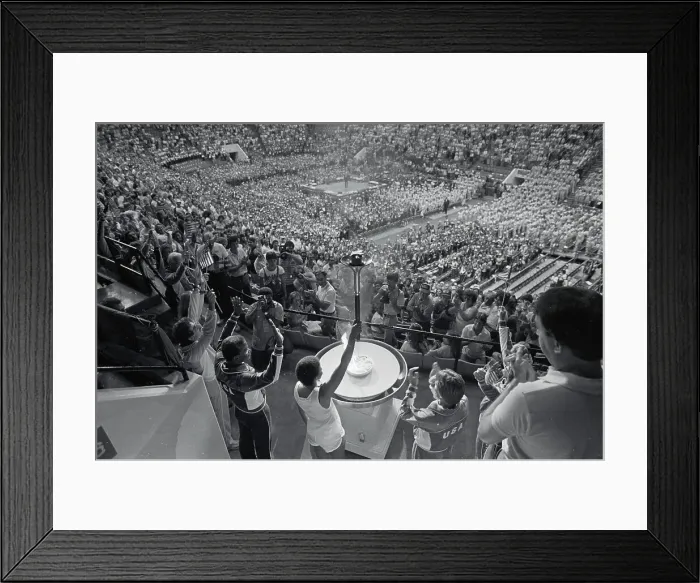 Framed Print : Wilma Rudolph Lighting Olympic Torch Framed Print : Wilma Rudolph Lighting Olympic Torch