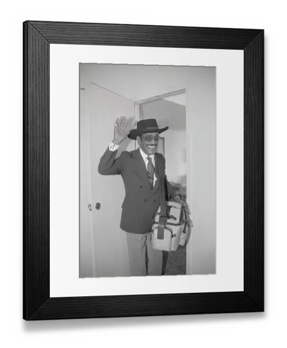 Framed Print : Sammy Davis Jr at Airport Framed Print : Sammy Davis Jr at Airport