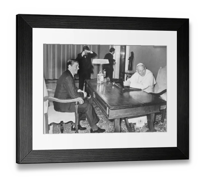 Framed Print : President Reagan Meeting with Pope John Paul II Framed Print : President Reagan Meeting with Pope John Paul II