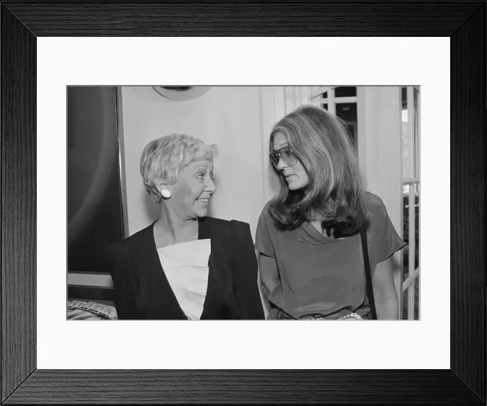 Framed Print : Gloria Steinem with Chicago Mayor Jane Byrne Framed Print : Gloria Steinem with Chicago Mayor Jane Byrne