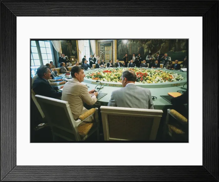 Framed Print : Ronald Reagan at Summit Meeting Framed Print : Ronald Reagan at Summit Meeting
