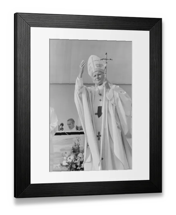 Framed Print : Pope John Paul II Gesturing to The People Framed Print : Pope John Paul II Gesturing to The People