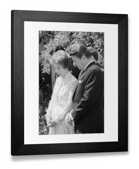 Framed Print : Ronald and Nancy Reagan During Prayer Framed Print : Ronald and Nancy Reagan During Prayer