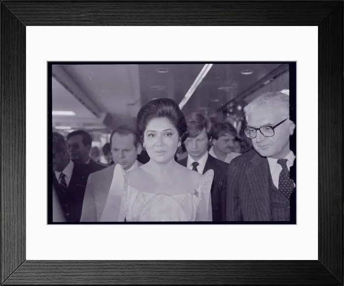 Framed Print : Imelda Marcos with Tour Guides at Bloomingdales Framed Print : Imelda Marcos with Tour Guides at Bloomingdales
