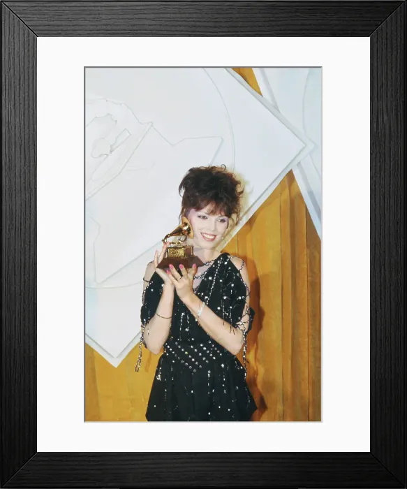 Framed Print : Grammy Winner Pat Benatar Posing with Her Trophy Framed Print : Grammy Winner Pat Benatar Posing with Her Trophy