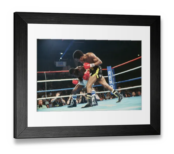 Framed Print : Boxer Sugar Ray Leonard in Action with Bruce Finch Framed Print : Boxer Sugar Ray Leonard in Action with Bruce Finch