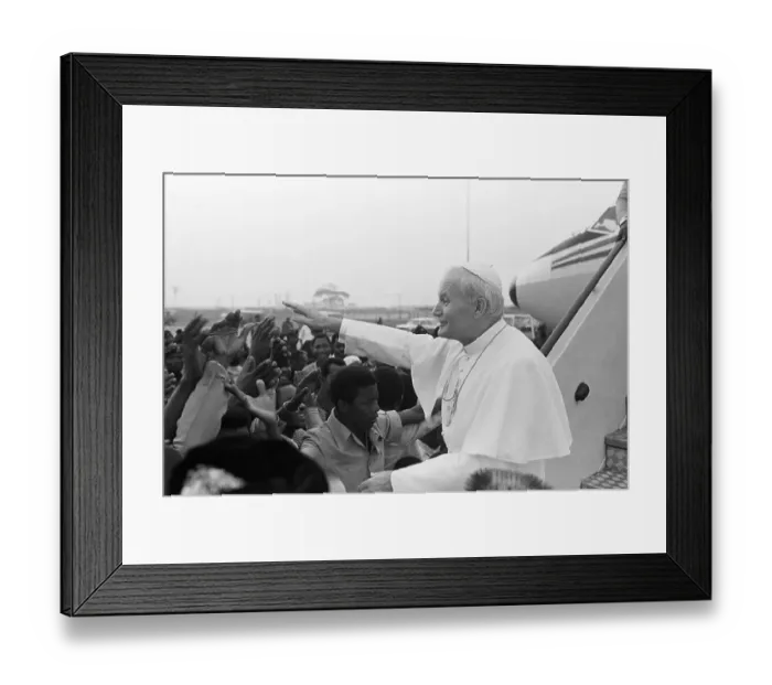 Framed Print : Pope John Paul II Blesses Crowd In Nigeria Framed Print : Pope John Paul II Blesses Crowd In Nigeria