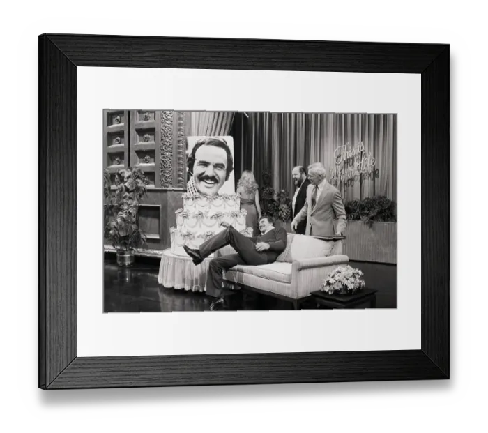 Framed Print : Burt Reynolds Laughing with Johnny Carson and Dom DeLuise Framed Print : Burt Reynolds Laughing with Johnny Carson and Dom DeLuise