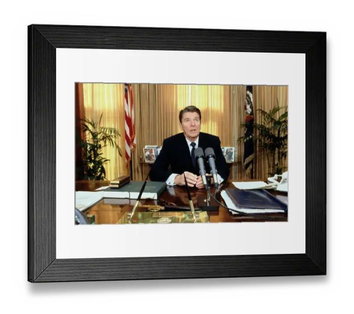Framed Print : Ronald Reagan in the Oval Office Framed Print : Ronald Reagan in the Oval Office
