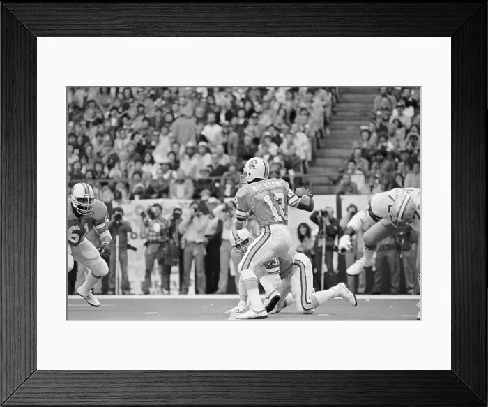Framed Print : Doug Williams Avoiding Ed Jones Framed Print : Doug Williams Avoiding Ed Jones