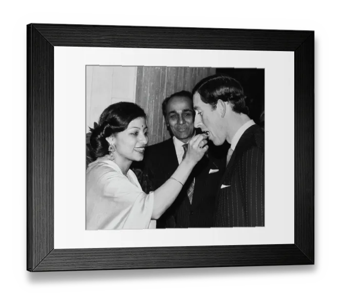 Framed Print : Prince Charles Receives Indian Welcome