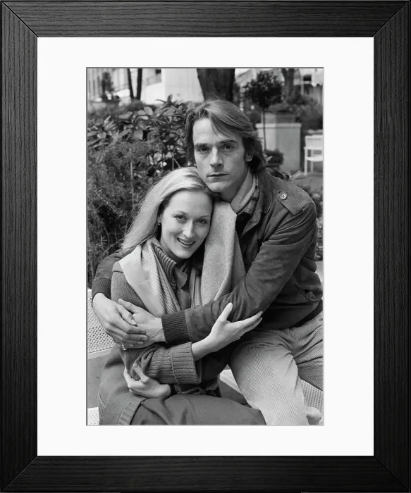 Framed Print : Meryl Streep and Jeremy Irons Framed Print : Meryl Streep and Jeremy Irons