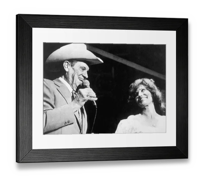 Framed Print : Ernest Tubb and Loretta Lynn Singing Framed Print : Ernest Tubb and Loretta Lynn Singing