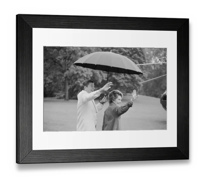 Framed Print : President and Nancy Reagan Waving Framed Print : President and Nancy Reagan Waving
