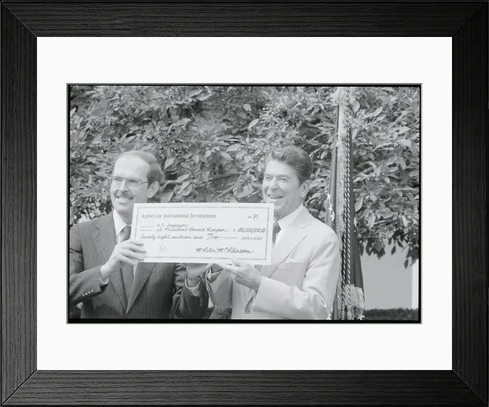 Framed Print : Ronald Reagan and Agency Director Holding Mock Check Framed Print : Ronald Reagan and Agency Director Holding Mock Check