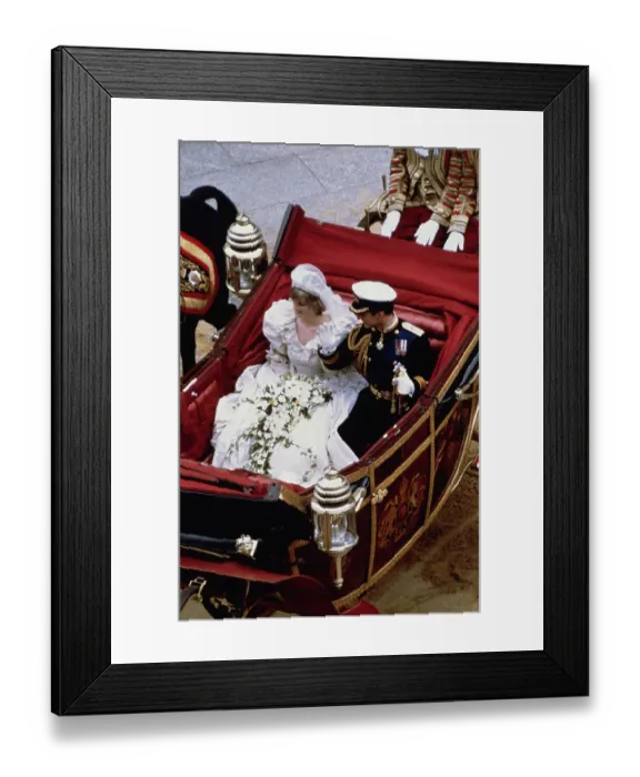 Framed Print : Prince Charles and Princess Diana After Wedding Framed Print : Prince Charles and Princess Diana After Wedding