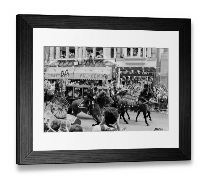 Framed Print : Lady Diana Going to Wedding Framed Print : Lady Diana Going to Wedding
