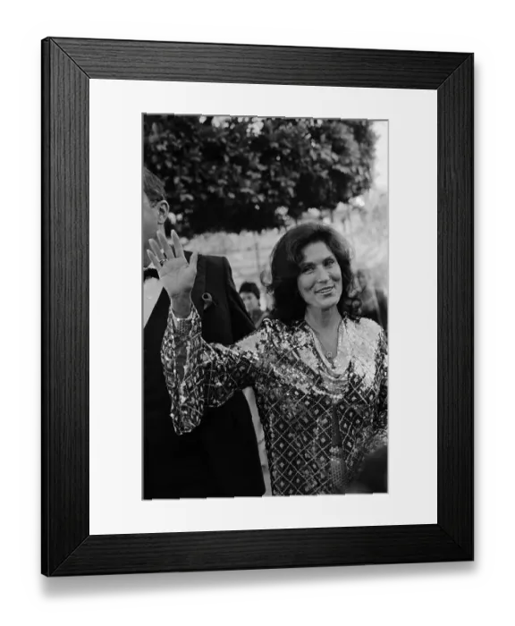 Framed Print : Country Singer Loretta Lynn at the Oscars Framed Print : Country Singer Loretta Lynn at the Oscars