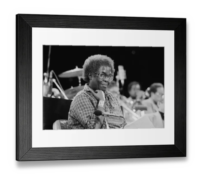 Framed Print : Sarah Vaughan Listens To Count Basie Framed Print : Sarah Vaughan Listens To Count Basie