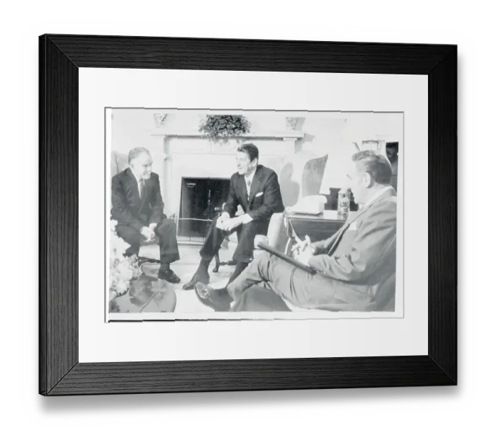 Framed Print : Ronald Reagan with Others in the Oval Office Framed Print : Ronald Reagan with Others in the Oval Office